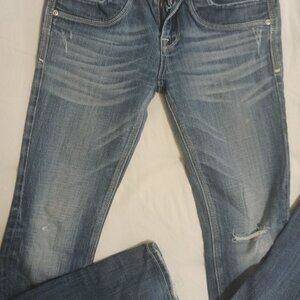 Vigoss Collection size 28 womens/ Junior Vrry Thin levis